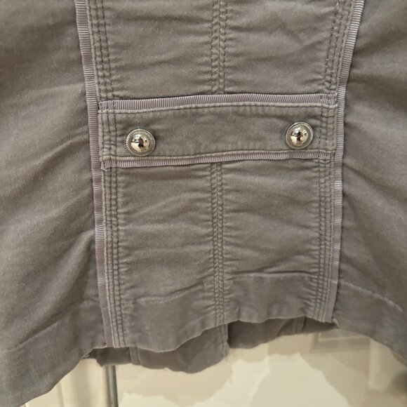 Light, Velvety Jacket with decorative button detailing - Picture 5 of 7